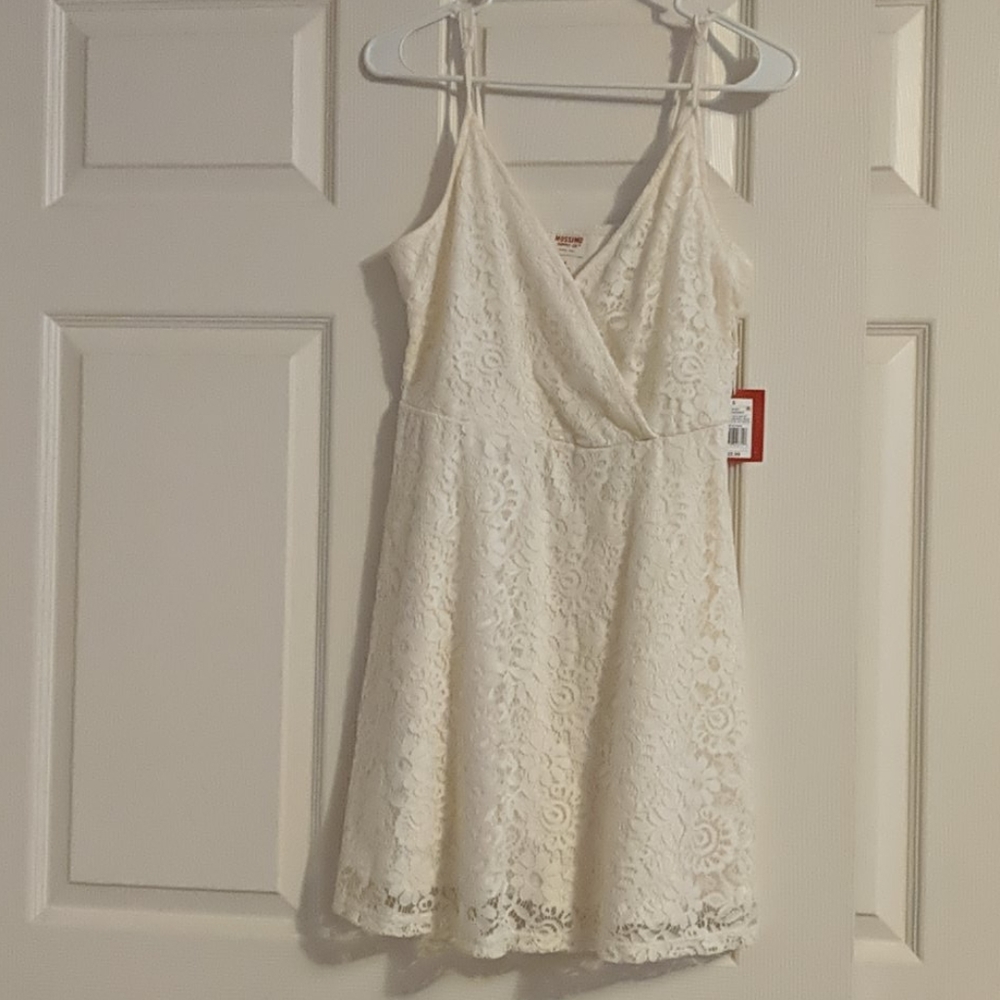 White lace single strap above the knee dress Sz Sm